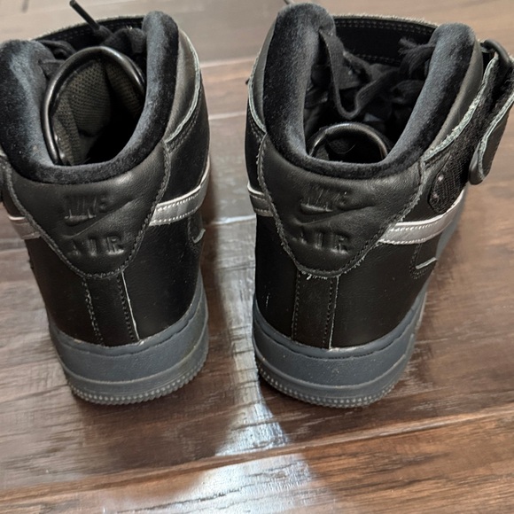 Nike Airforce 1 High Tops Black and clear blue sole - Picture 4 of 5